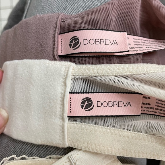 Two pack of bras, 42DD and 42E - Picture 3 of 9